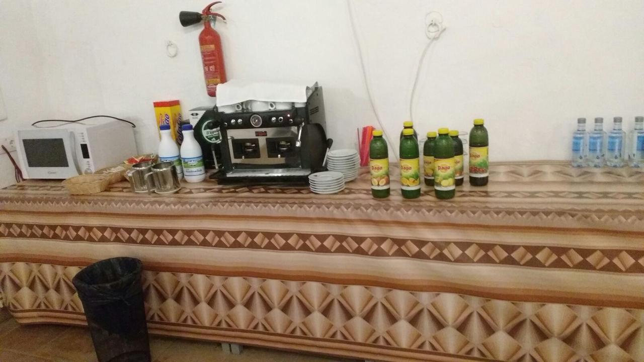 Hotel La Giralda Burguillos Del Cerro 외부 사진