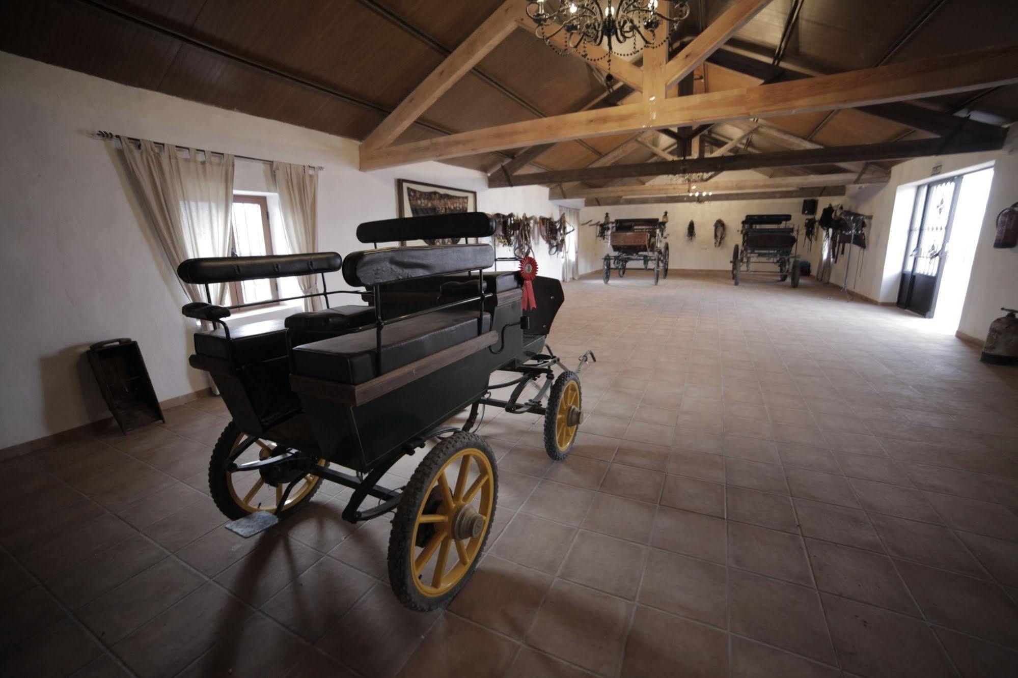 Hotel La Giralda Burguillos Del Cerro 외부 사진